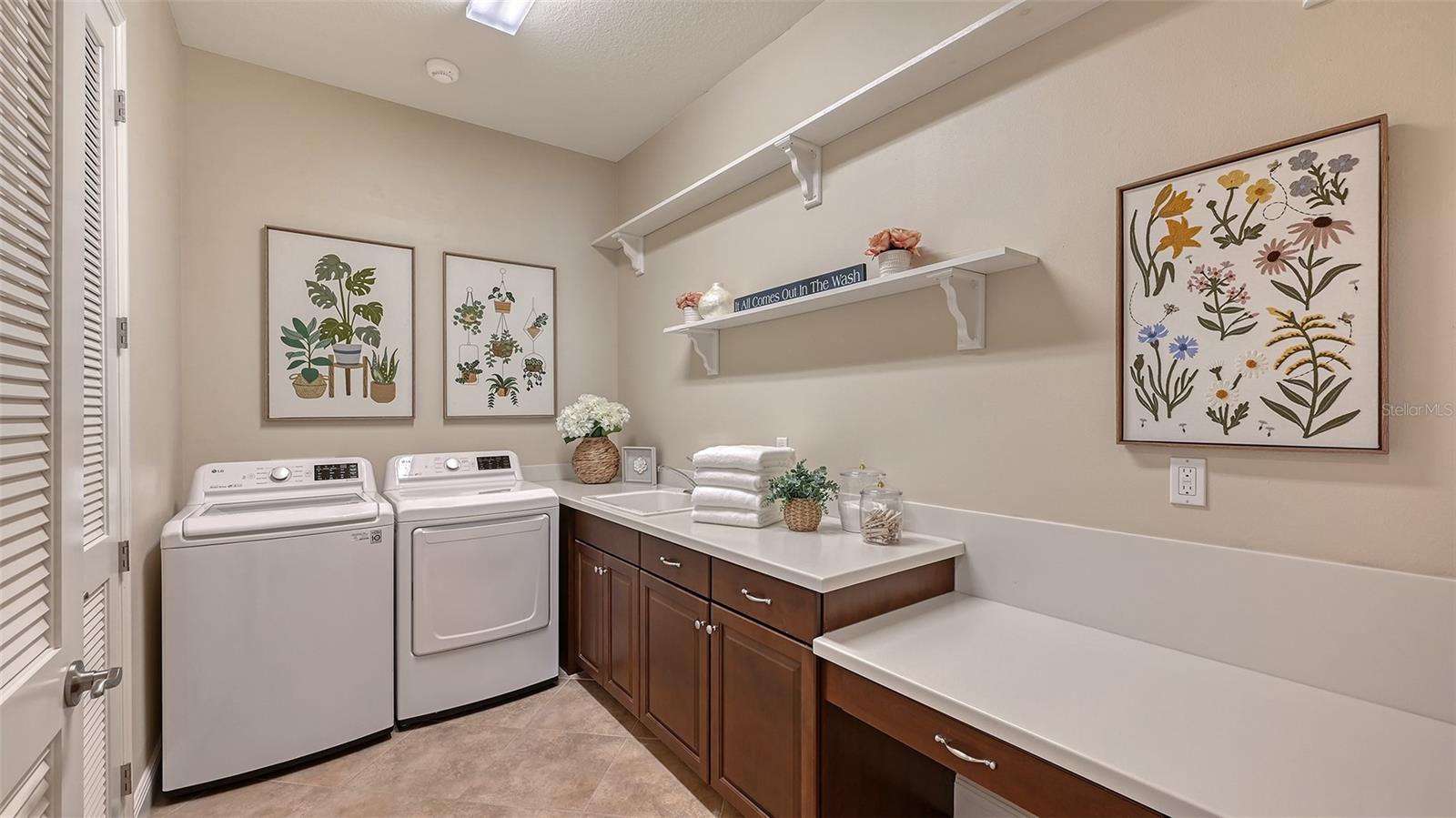 COUNTRY CLUB EAST AT LAKEWD RNCH QQ2 - Residential