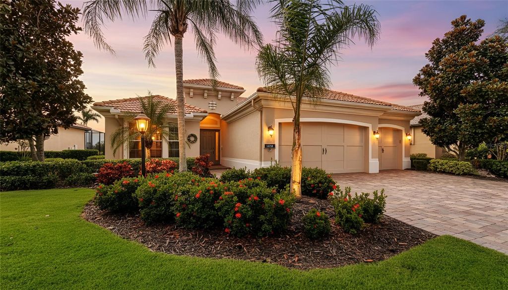 Photo of 14718 Secret Harbor Place, Lakewood Ranch, FL 34202 (MLS # A4665088)