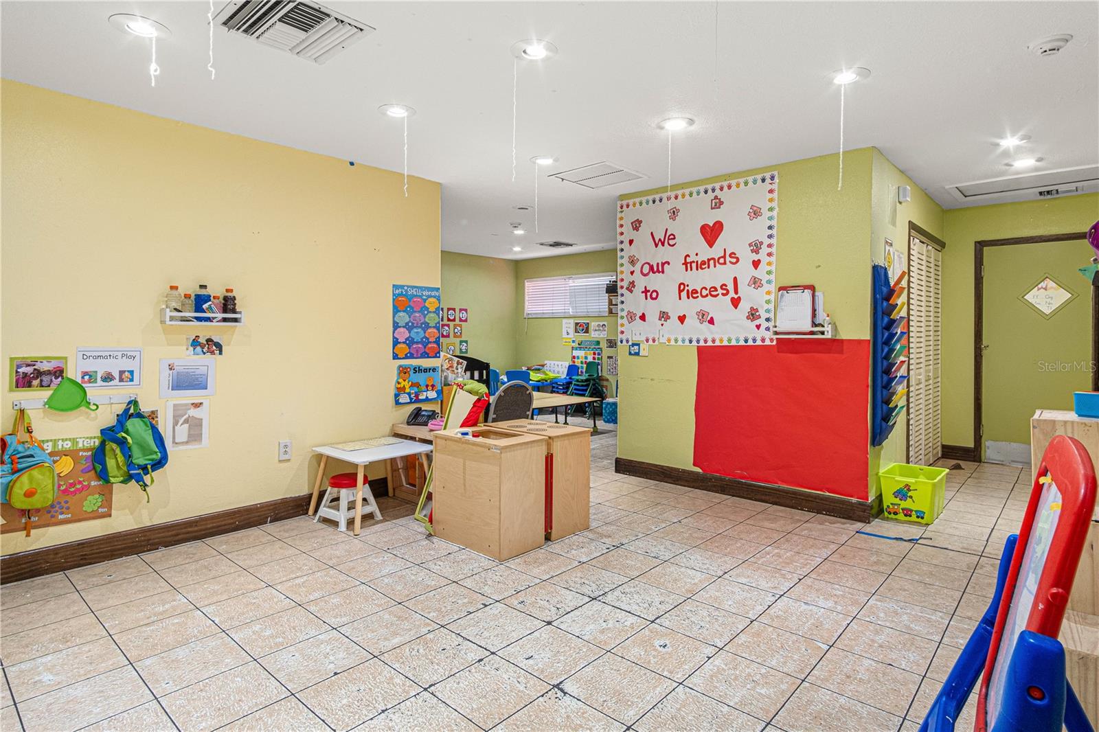 MASON HEIGHTS - Commercial Sale