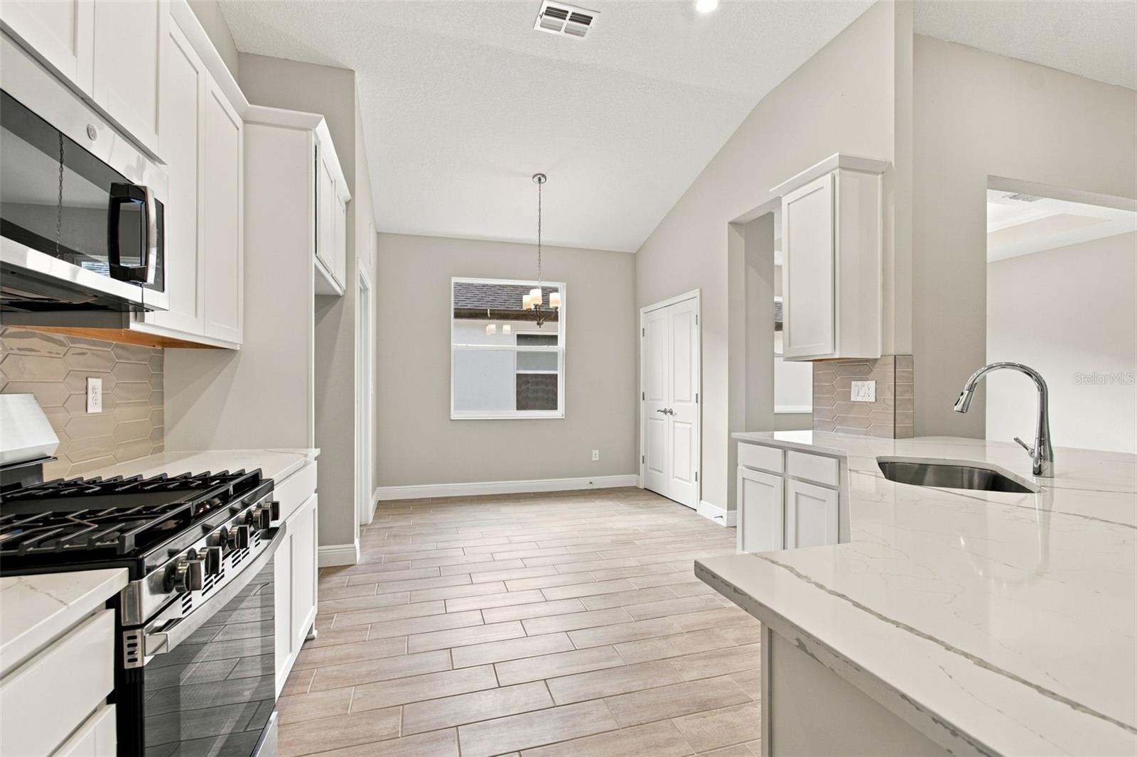 19461 FOREST GARDEN COURT