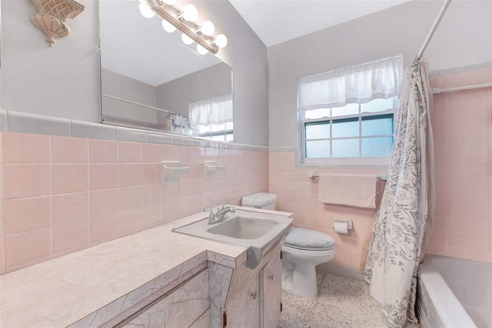 PINELLAS TERRACE - Residential