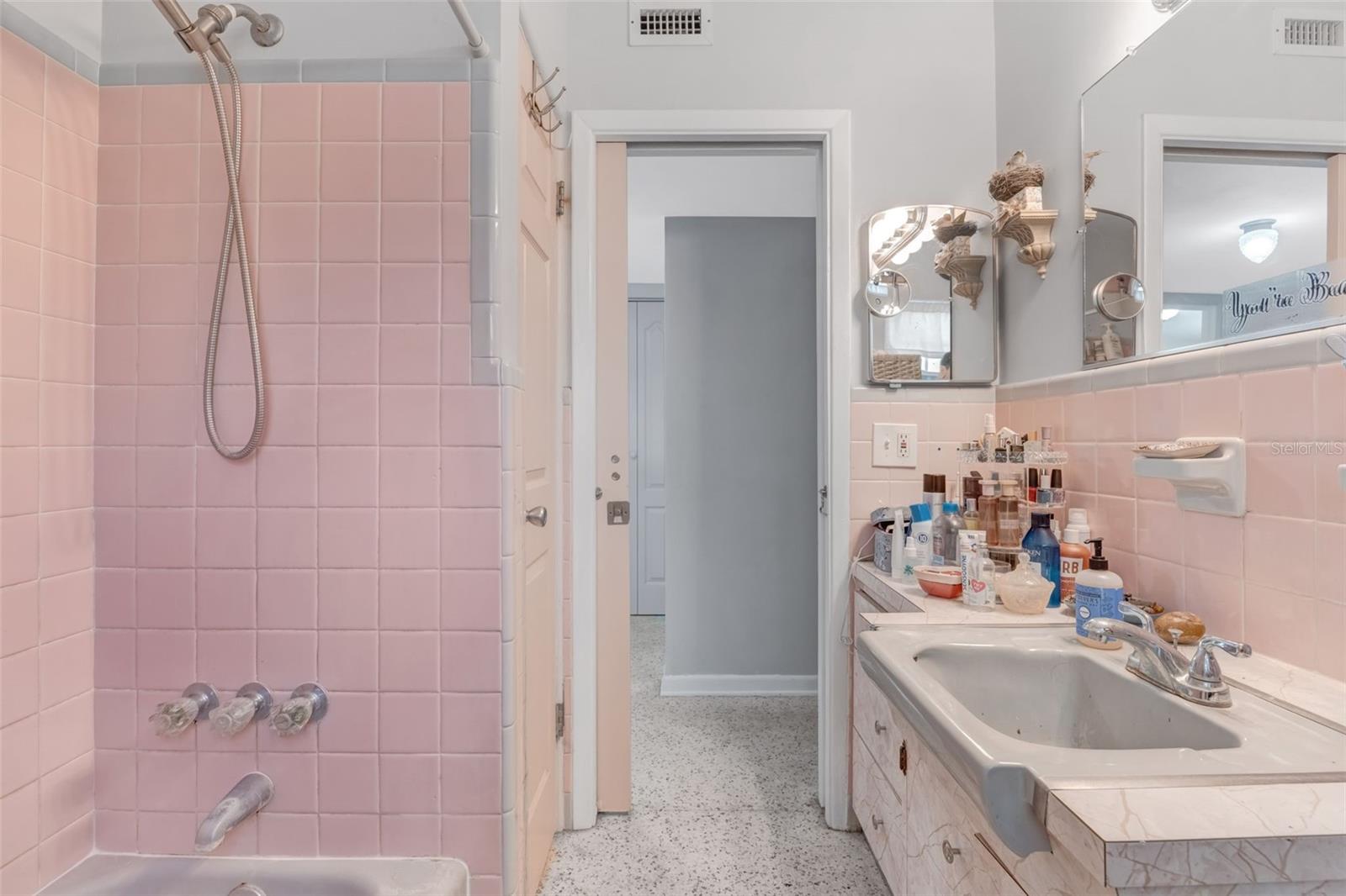 PINELLAS TERRACE - Residential