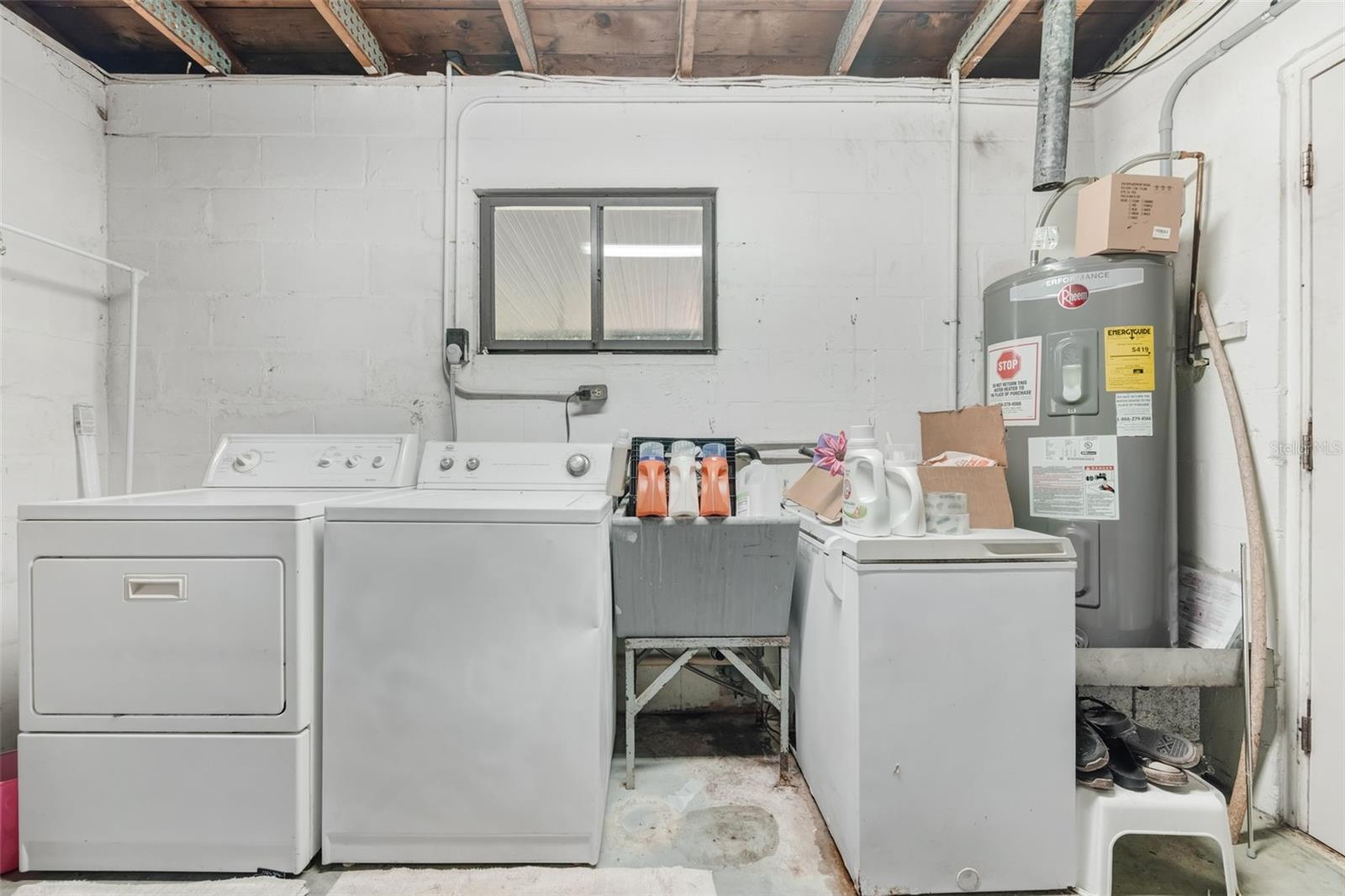 PINELLAS TERRACE - Residential