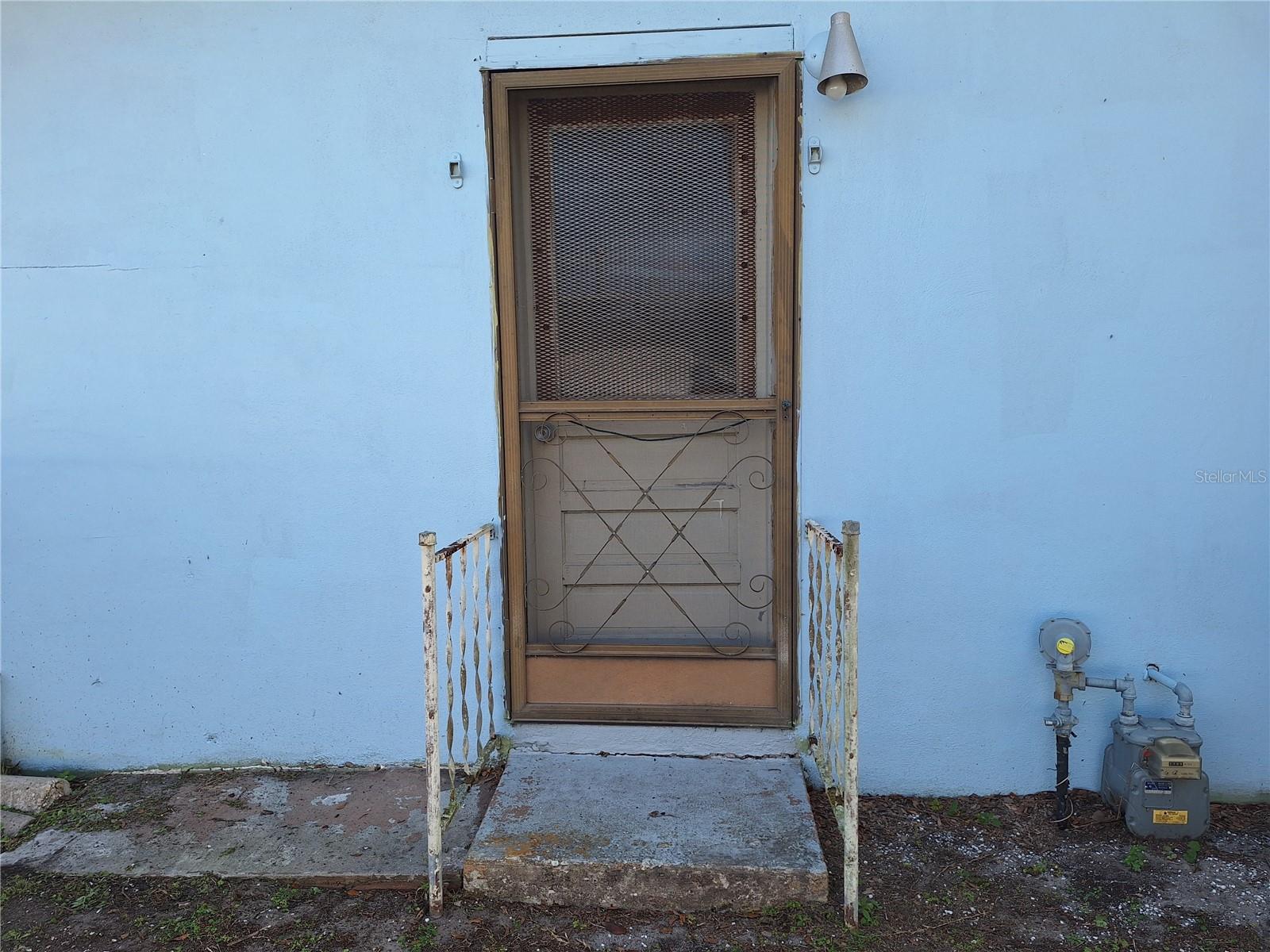 PINELLAS TERRACE - Residential