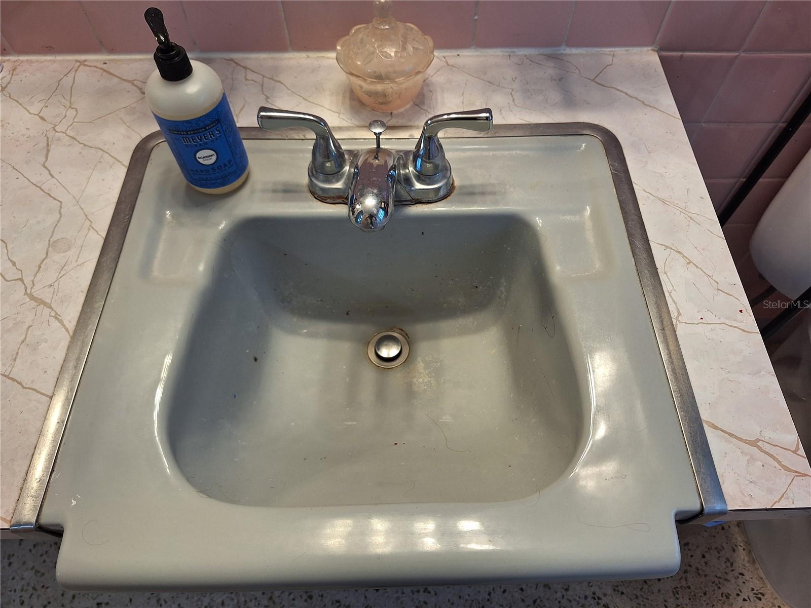 PINELLAS TERRACE - Residential