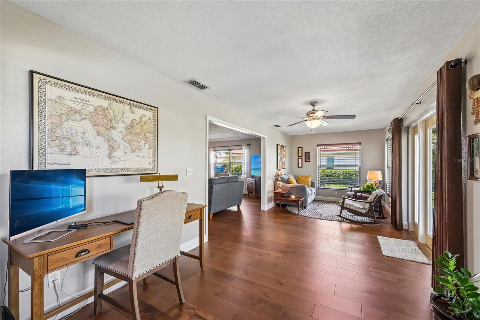 SUN CITY CENTER UNIT 52 - Residential
