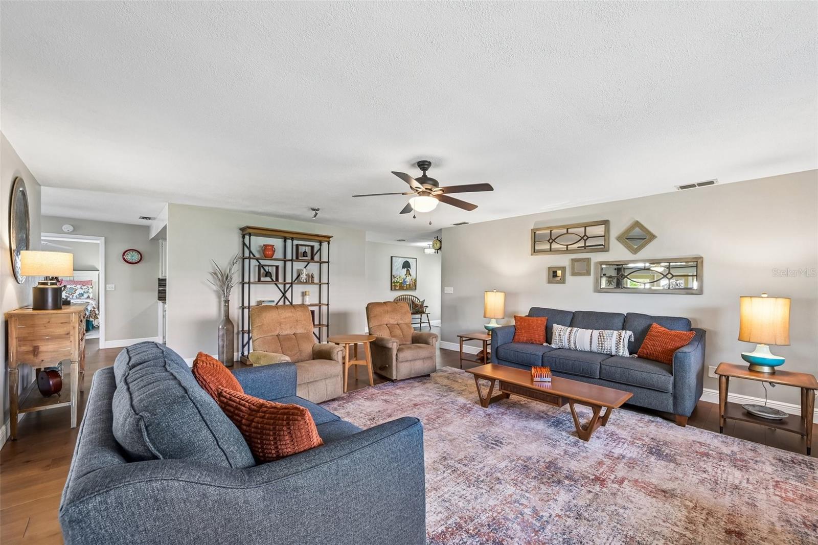 SUN CITY CENTER UNIT 52 - Residential