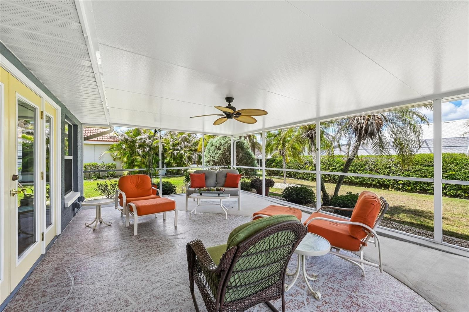SUN CITY CENTER UNIT 52 - Residential