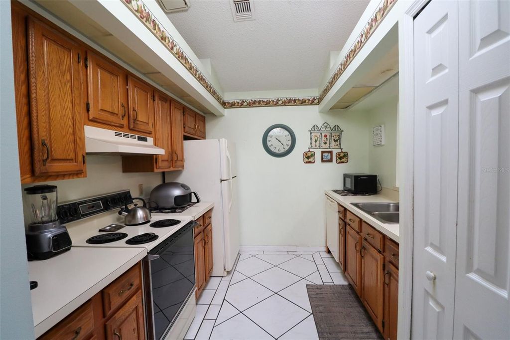 Photo of 5401 Pullman Drive, Orlando, FL 32812 (MLS # O6399518)