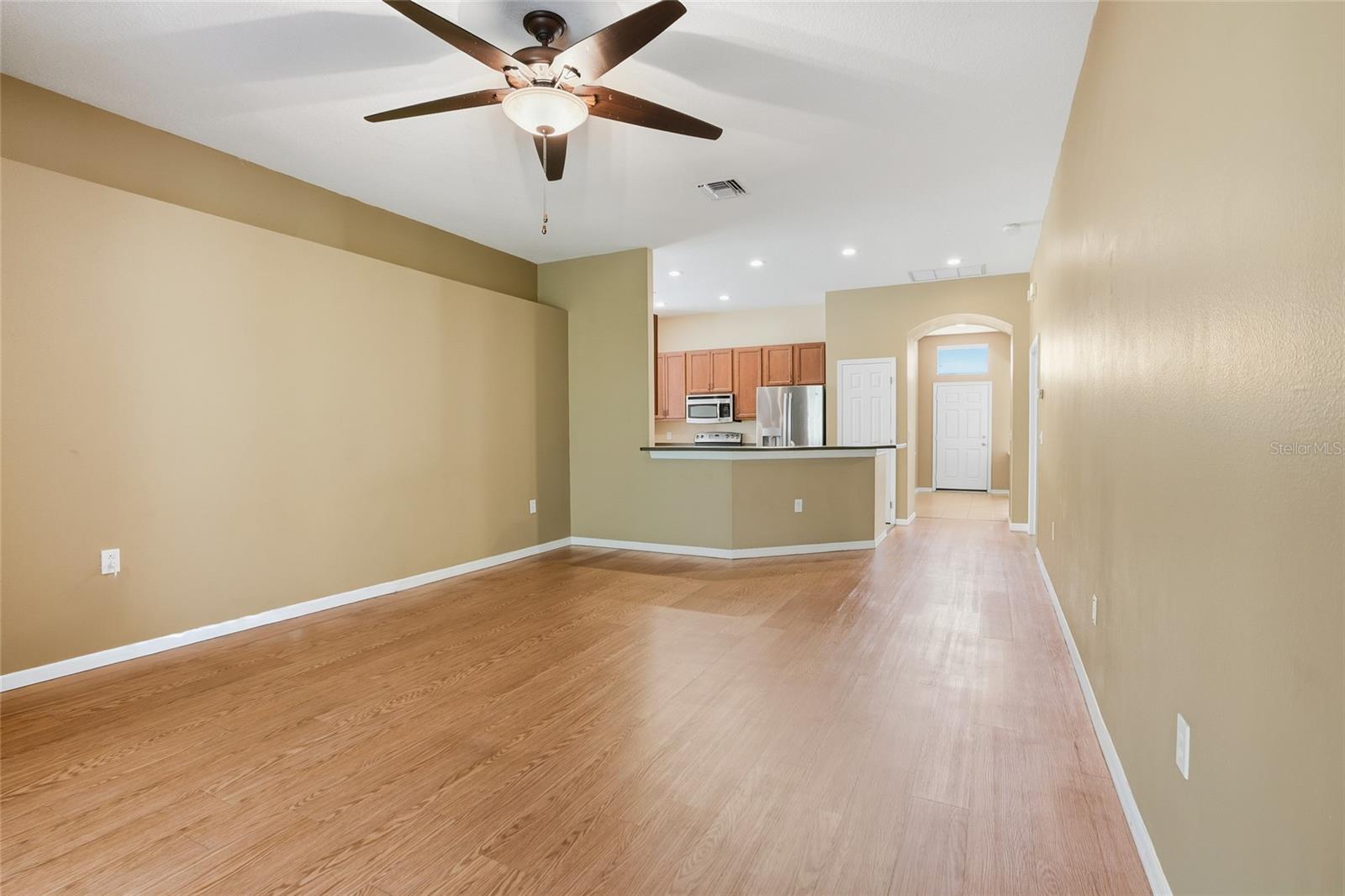 MEADOW POINTE 03 PRCL DD & Y - Residential Lease