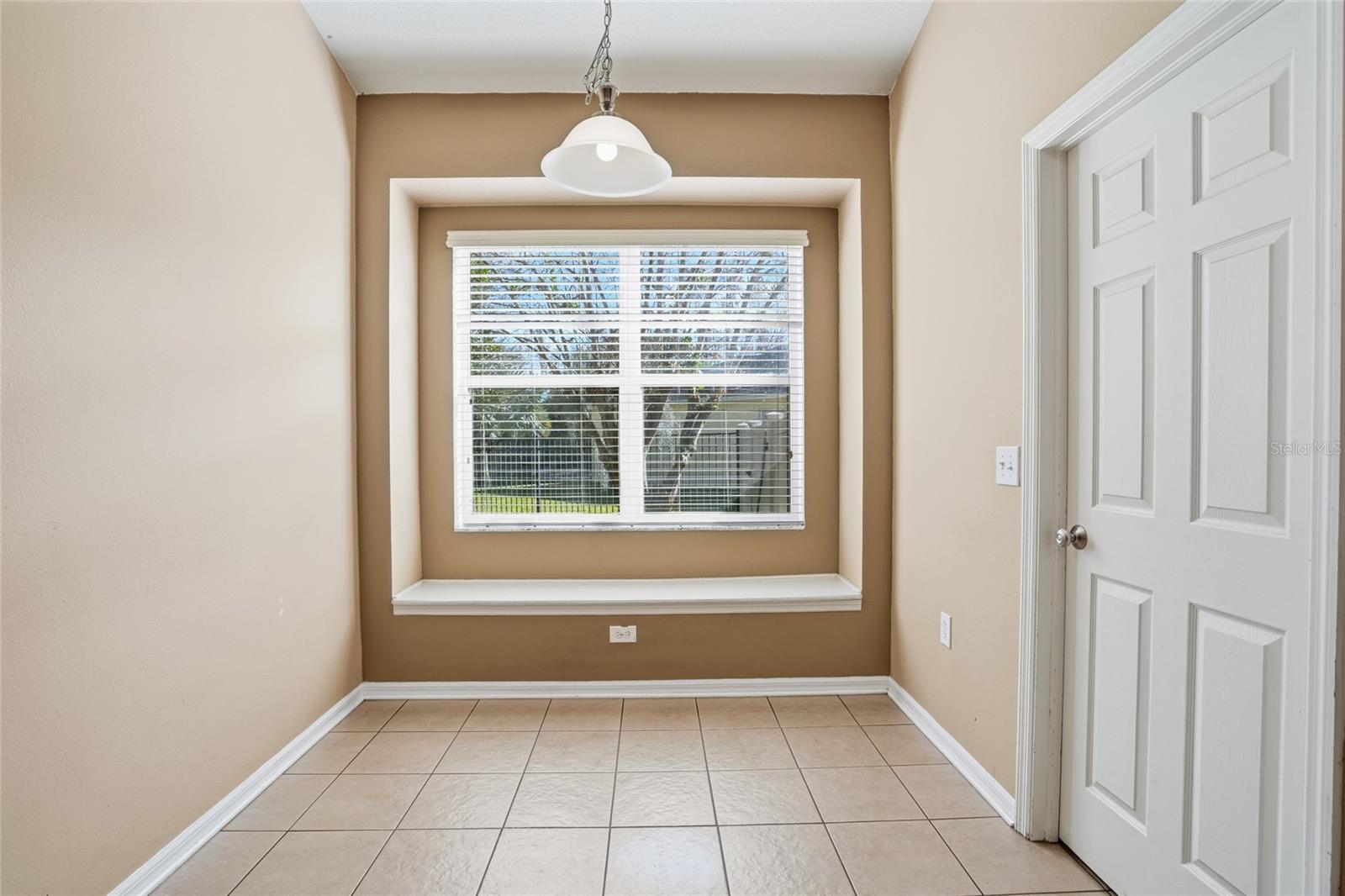 MEADOW POINTE 03 PRCL DD & Y - Residential Lease