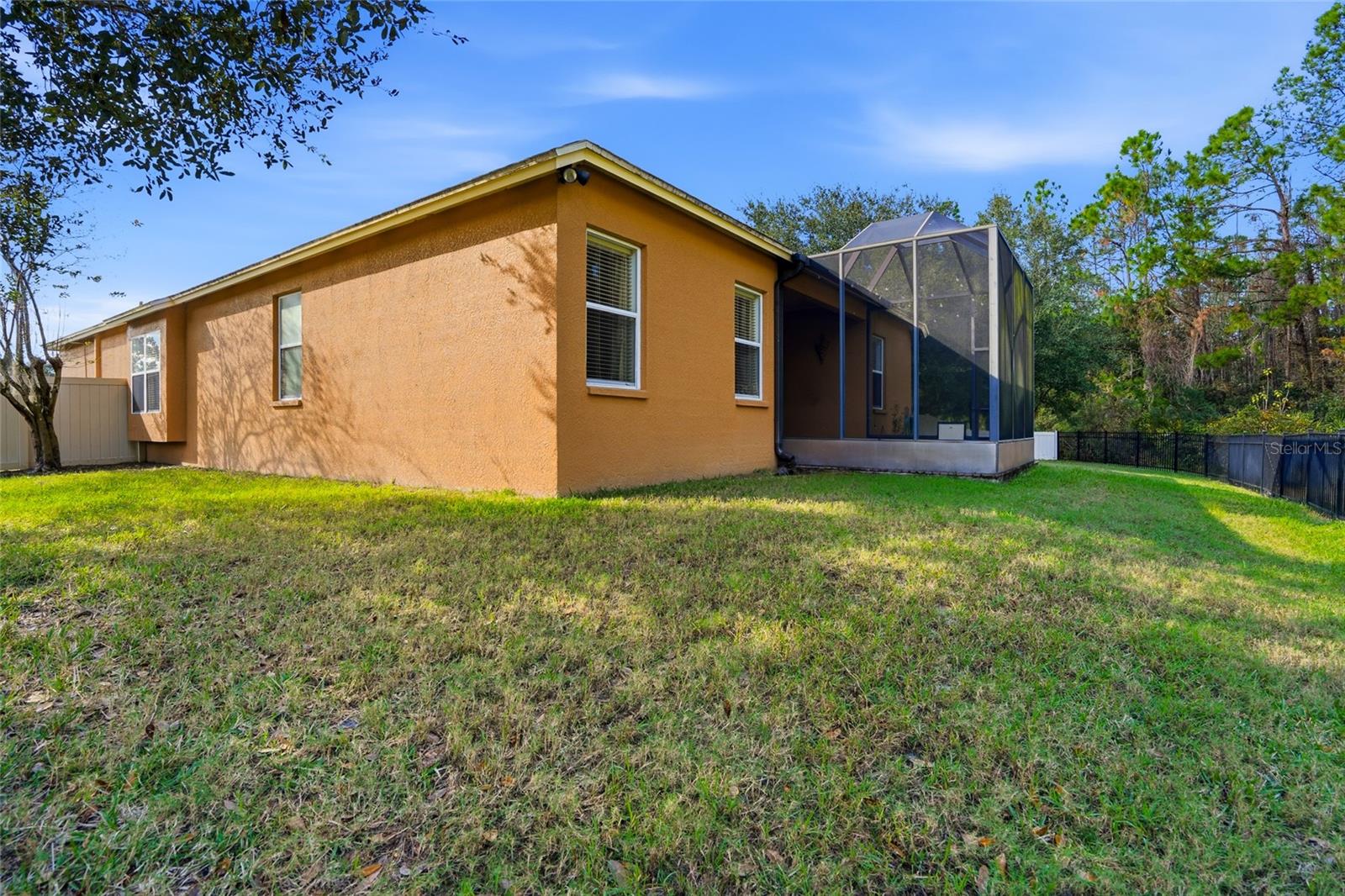 MEADOW POINTE 03 PRCL DD & Y - Residential Lease