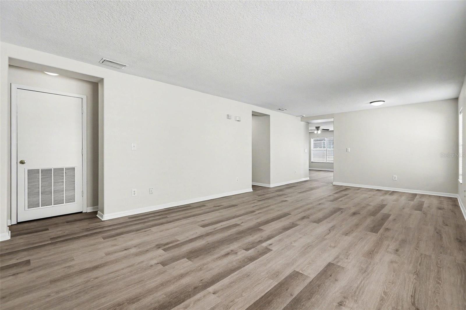 404 VINE CLIFF STREET