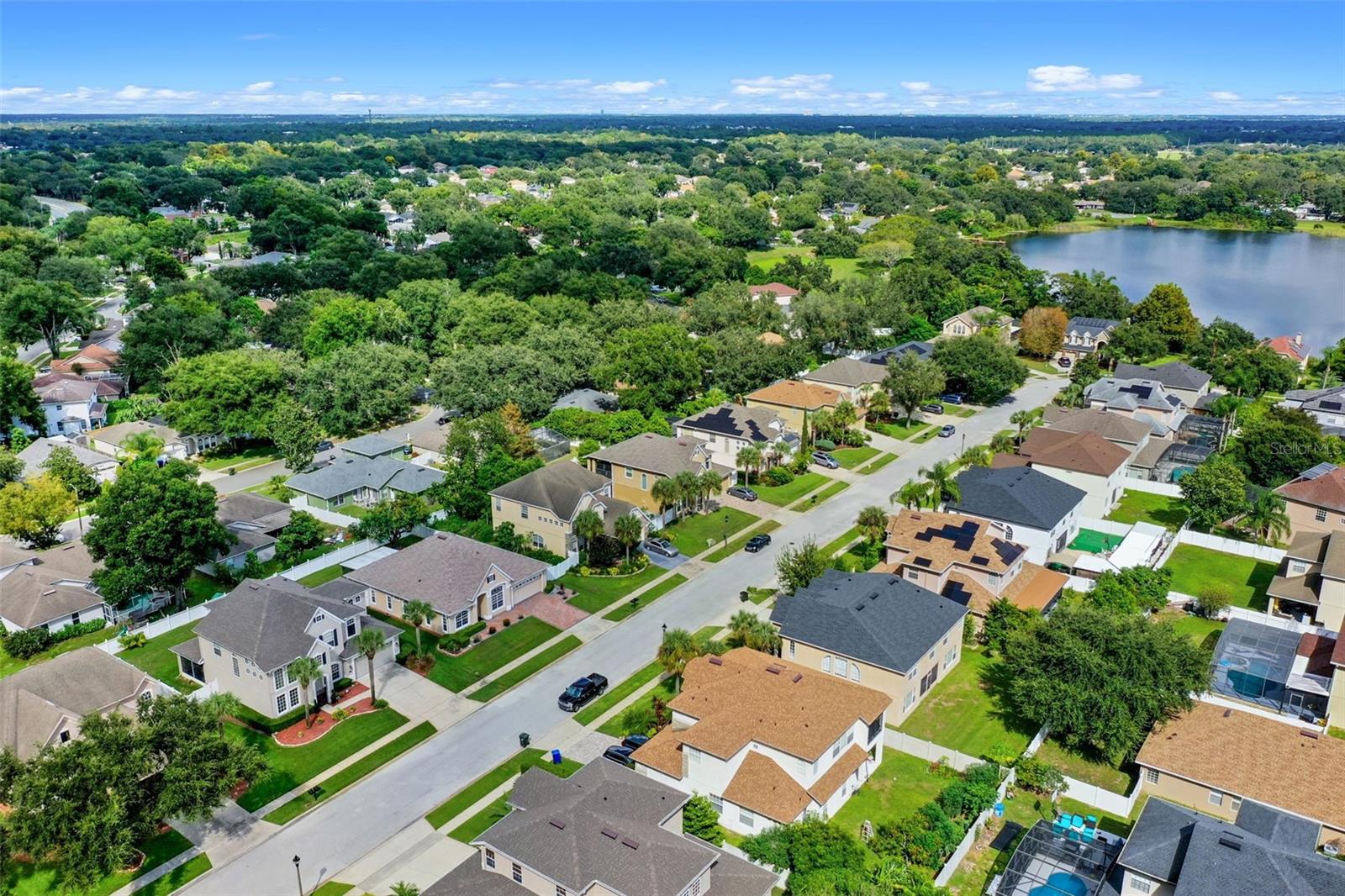 WILLOWS ON LAKE 48 35 - Residential