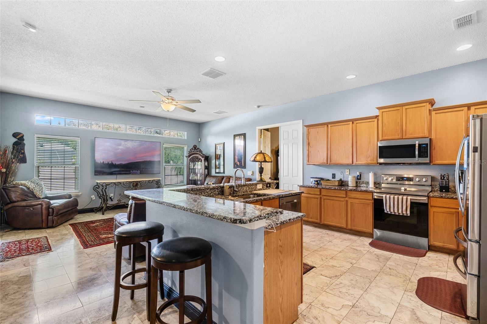 WILLOWS ON LAKE 48 35 - Residential