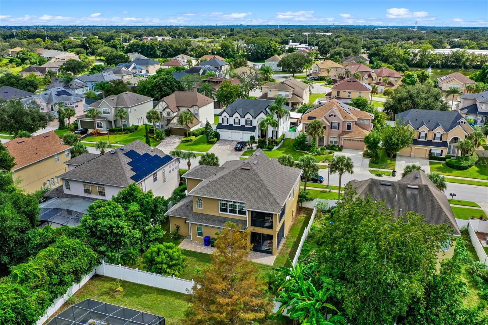 WILLOWS ON LAKE 48 35 - Residential