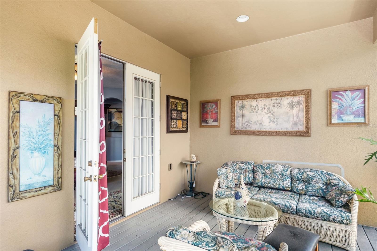 WILLOWS ON LAKE 48 35 - Residential