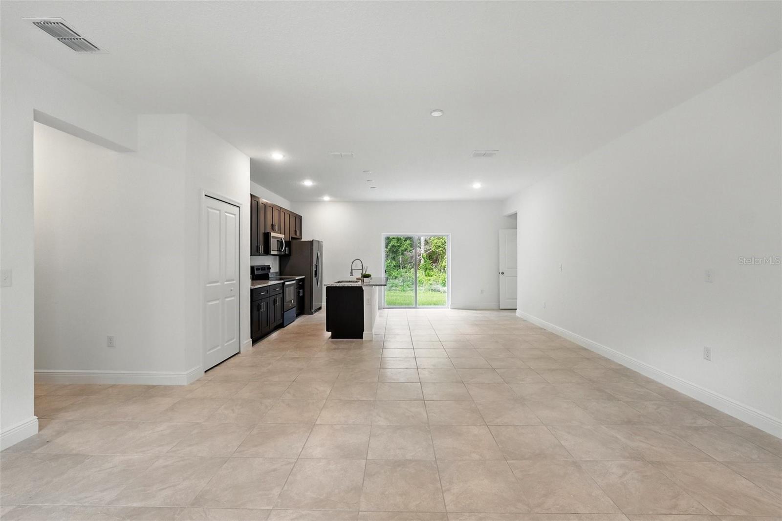 CITRUS SPGS UNIT 18 - Residential