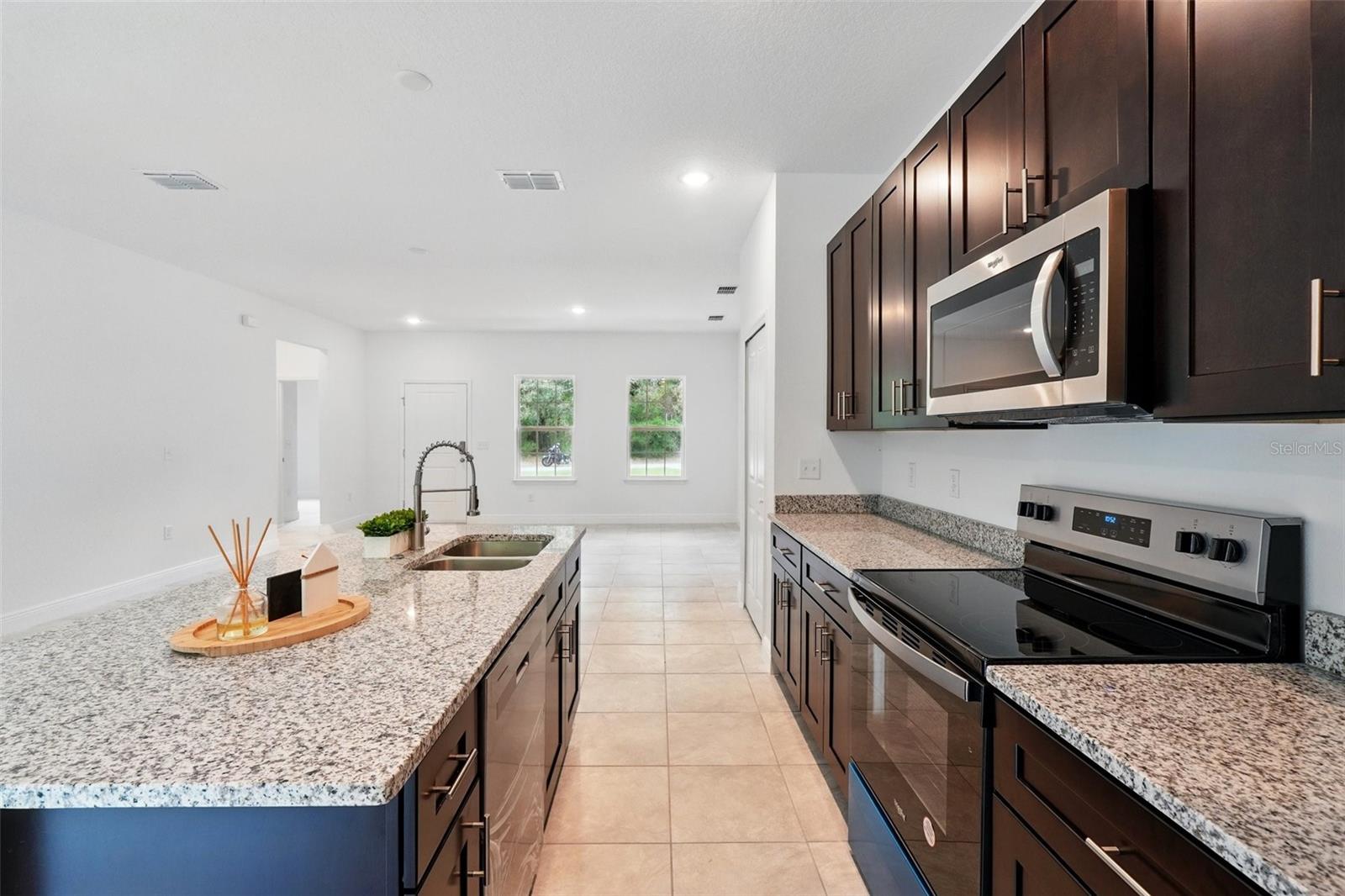 CITRUS SPGS UNIT 18 - Residential