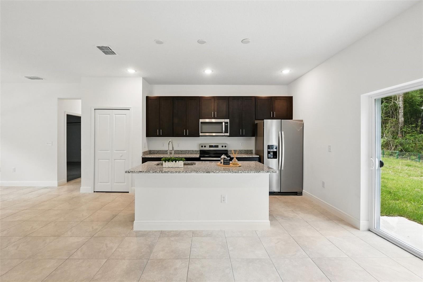 CITRUS SPGS UNIT 18 - Residential