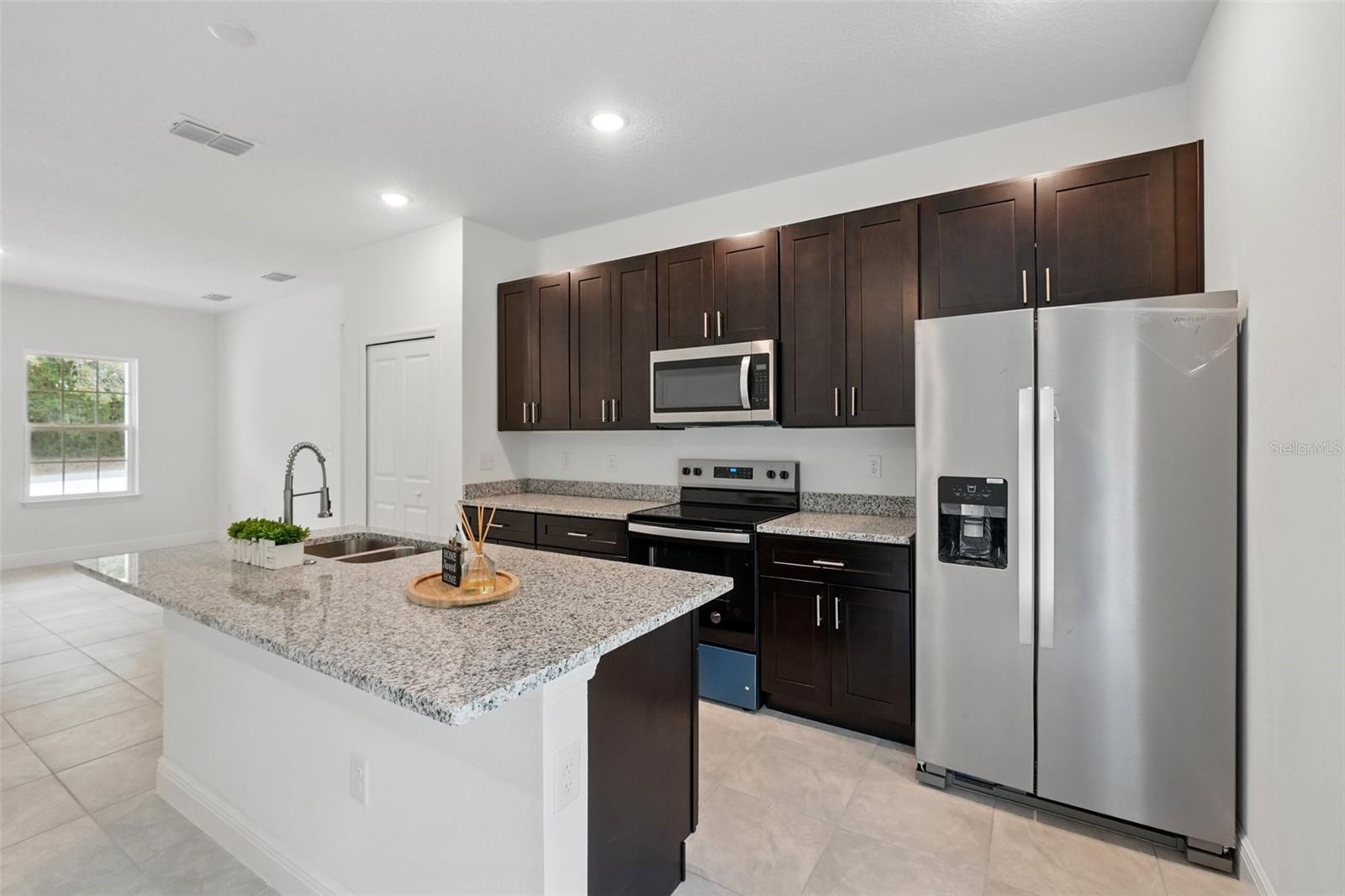 CITRUS SPGS UNIT 18 - Residential