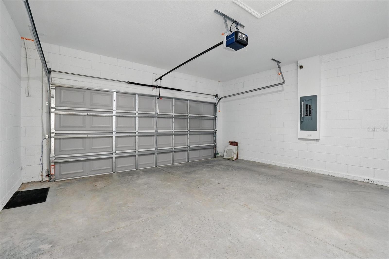 CITRUS SPGS UNIT 18 - Residential