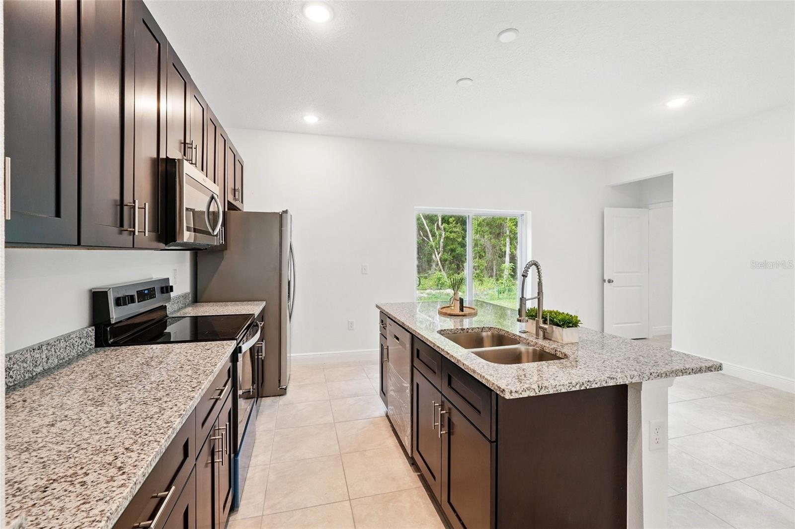 CITRUS SPGS UNIT 18 - Residential