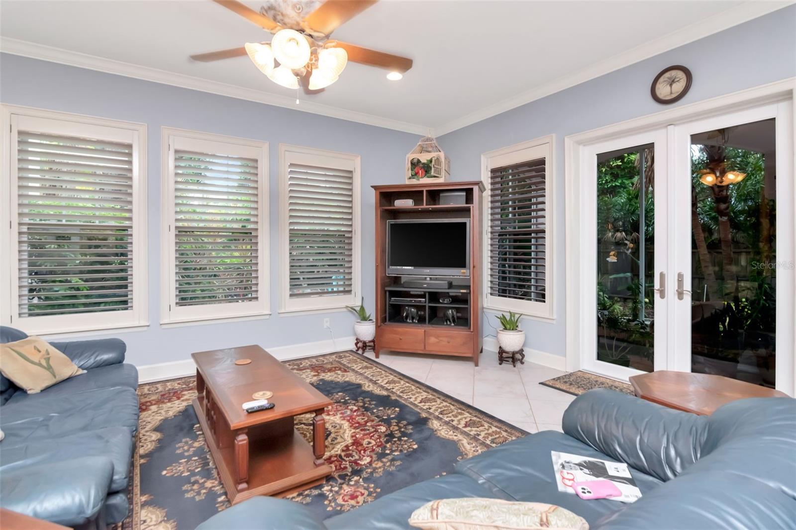 3122 W WAVERLY PARK