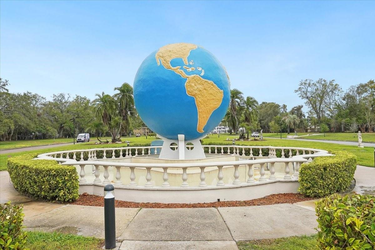 ON TOP OF THE WORLD - Residential