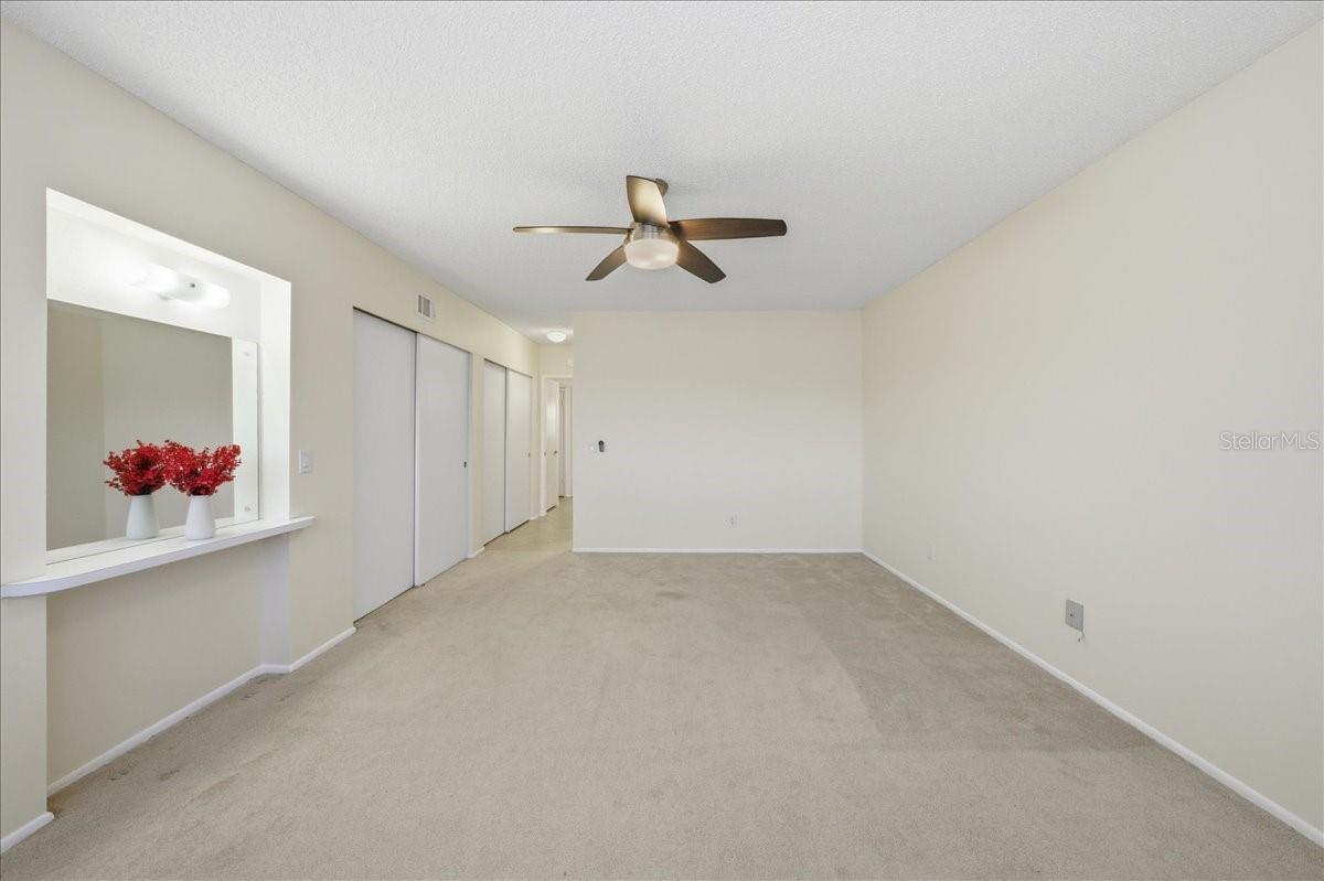 ON TOP OF THE WORLD - Residential