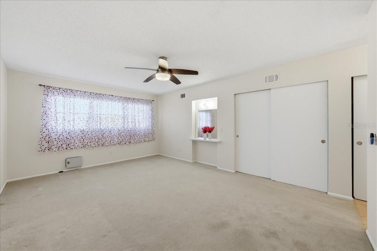 ON TOP OF THE WORLD - Residential