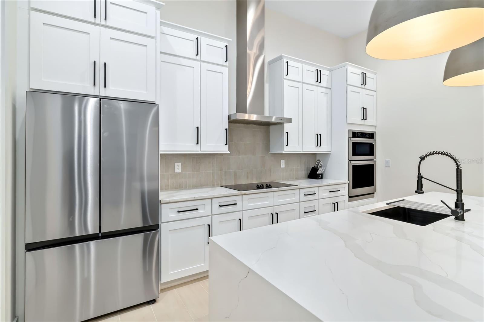 ROTONDA SANDS - Residential