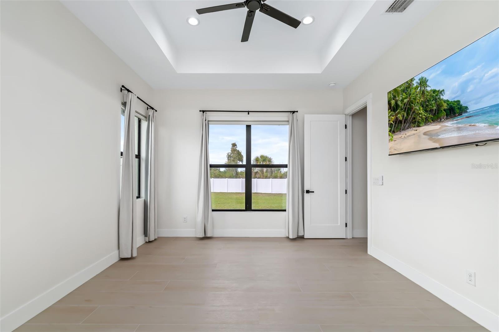 ROTONDA SANDS - Residential