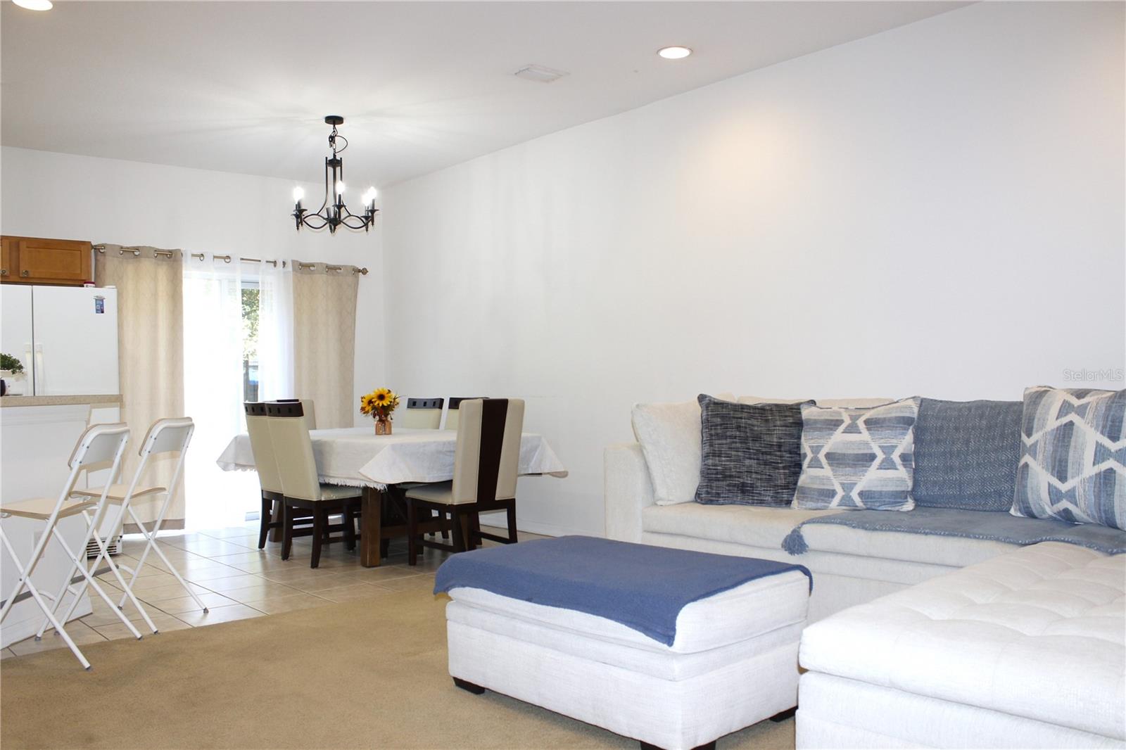 WHISPERING OAKS TWNHMS - Residential