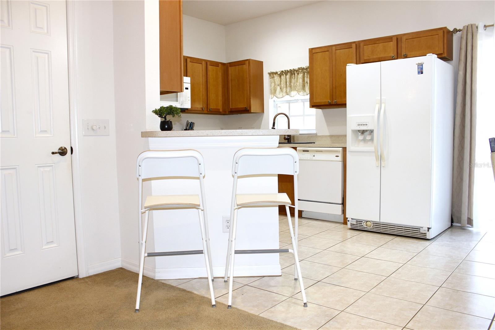 WHISPERING OAKS TWNHMS - Residential