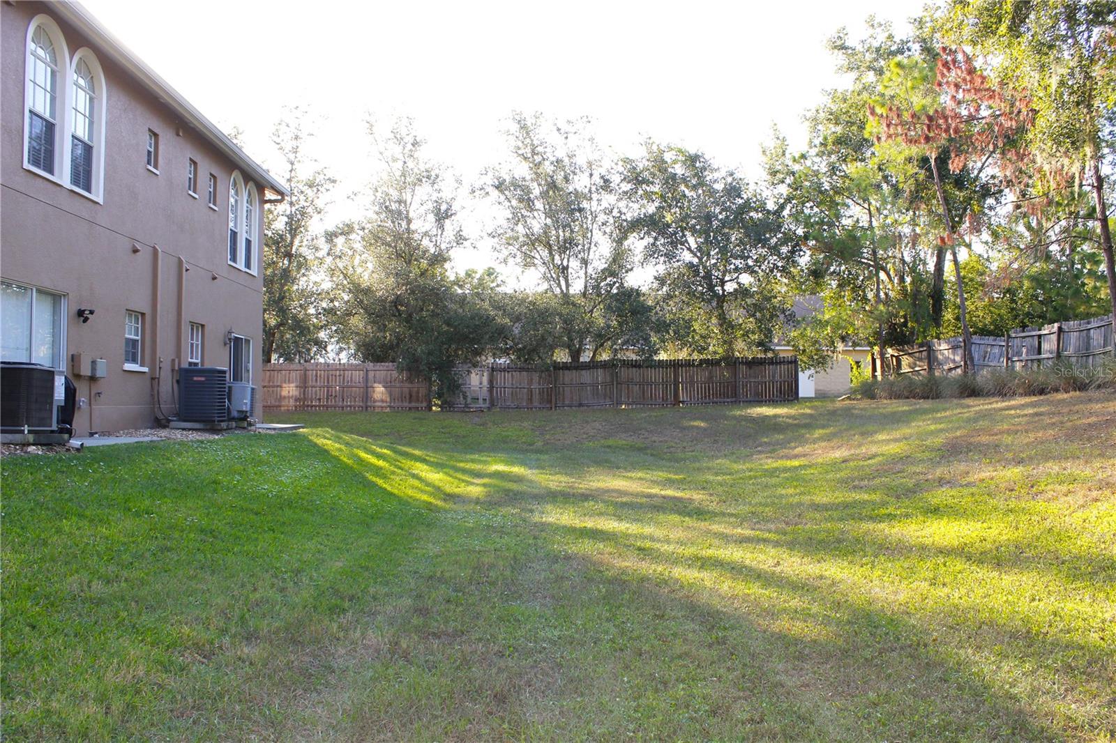 WHISPERING OAKS TWNHMS - Residential