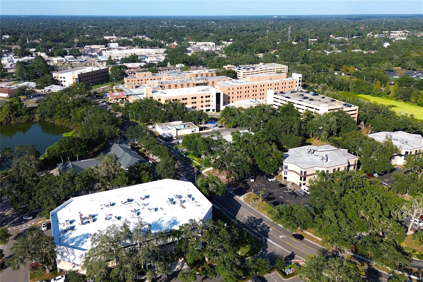 WHISPERING OAKS TWNHMS - Residential