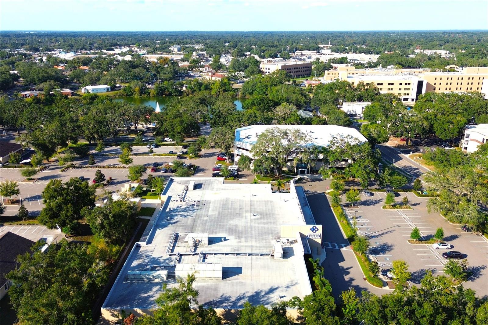 WHISPERING OAKS TWNHMS - Residential