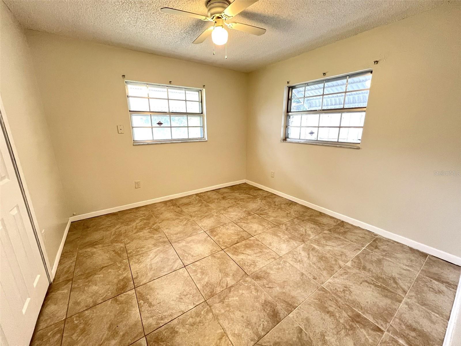 TROPICAL PARK UNIT 1 - Residential