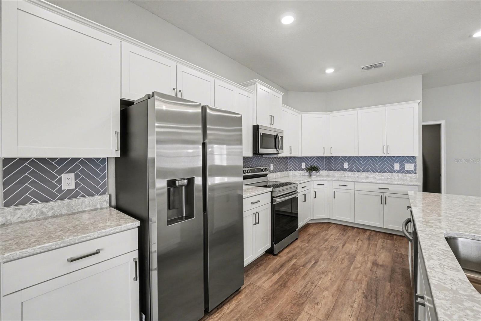 TREYMONT PH 2 - Residential