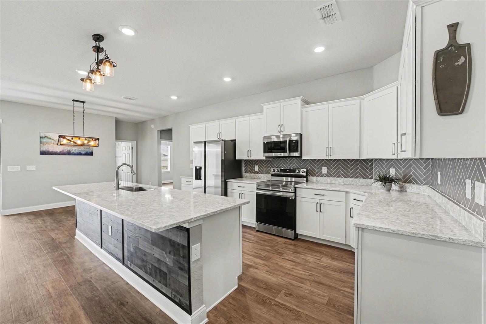 TREYMONT PH 2 - Residential