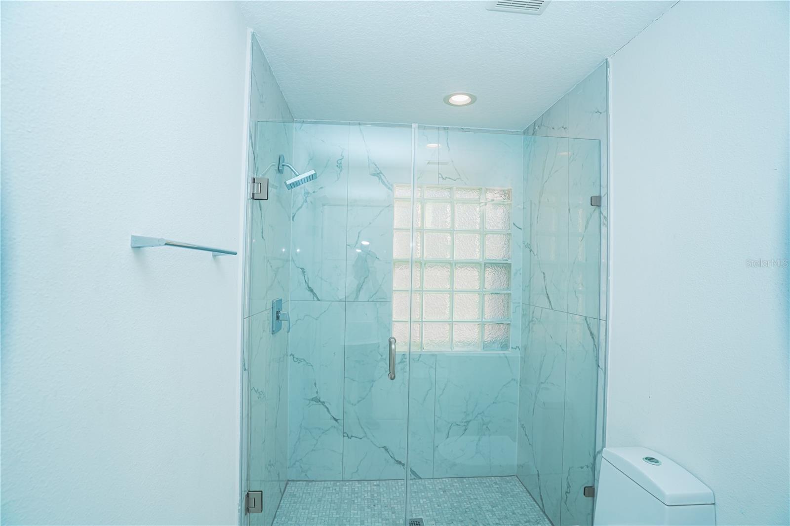 TOSCANA W - Residential