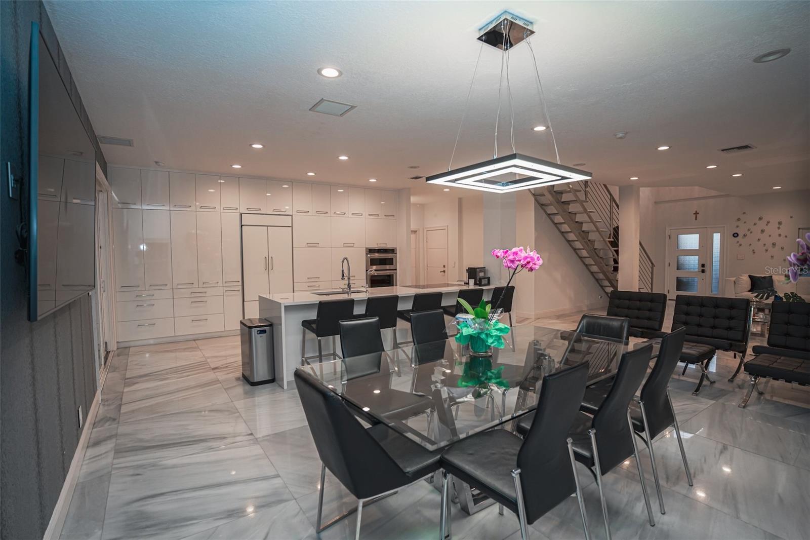 TOSCANA W - Residential