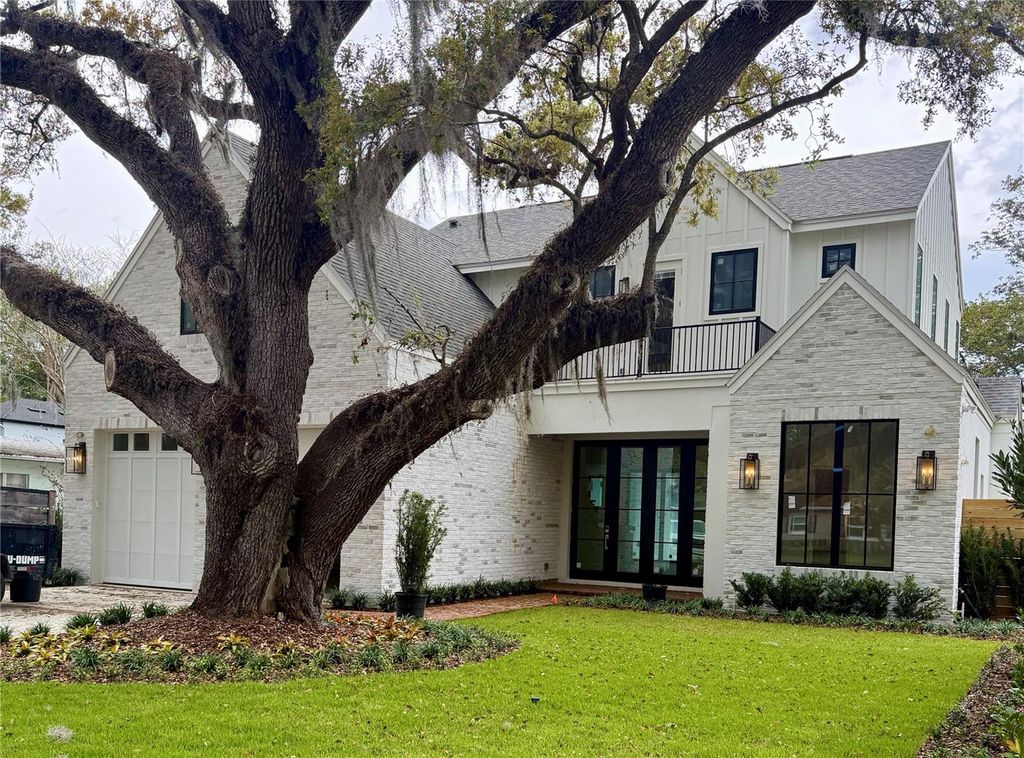 Photo of 1351 Magnolia Avenue, Winter Park, FL 32789 (MLS # O6404105)