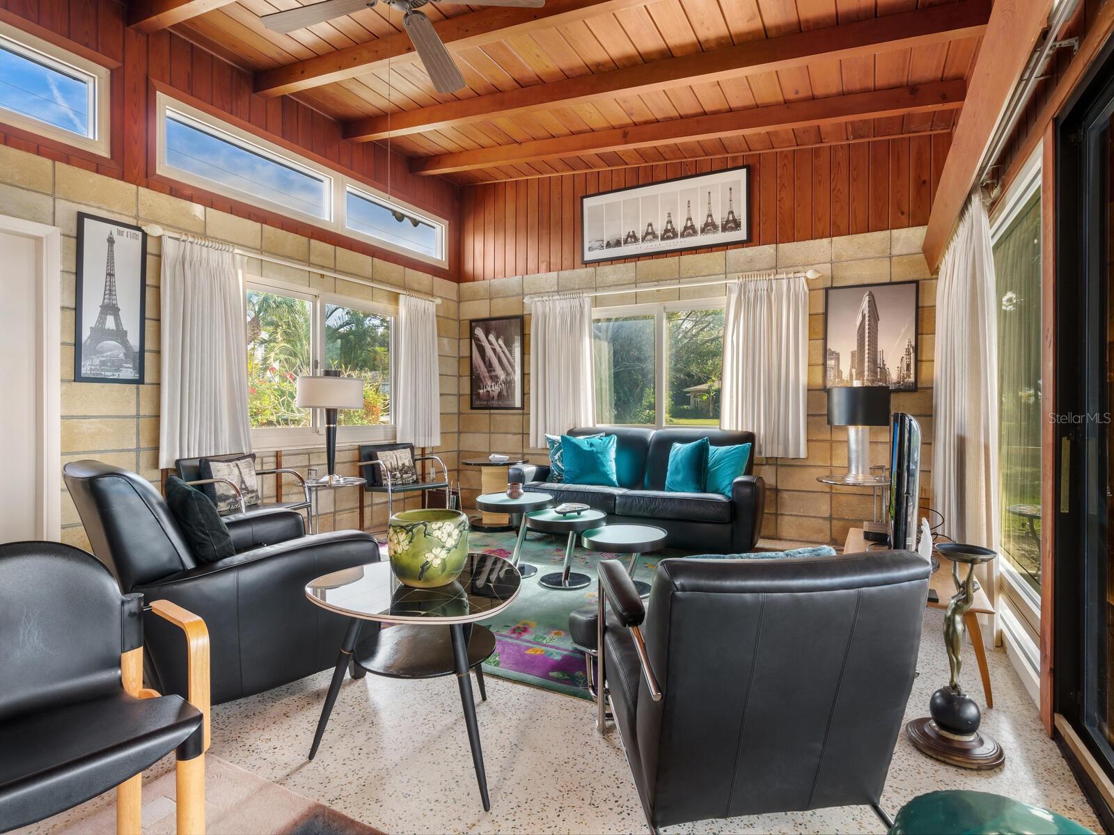 WHITFIELD ESTATES UNIT 1 - Residential