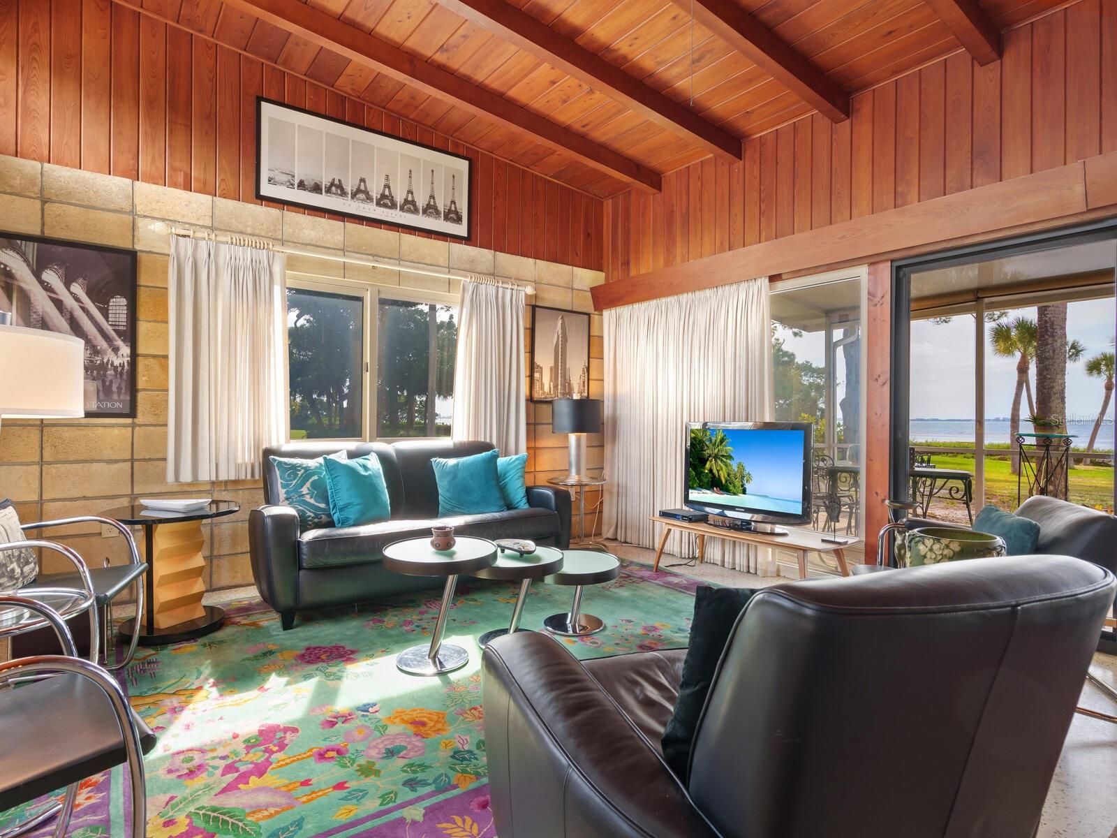 WHITFIELD ESTATES UNIT 1 - Residential