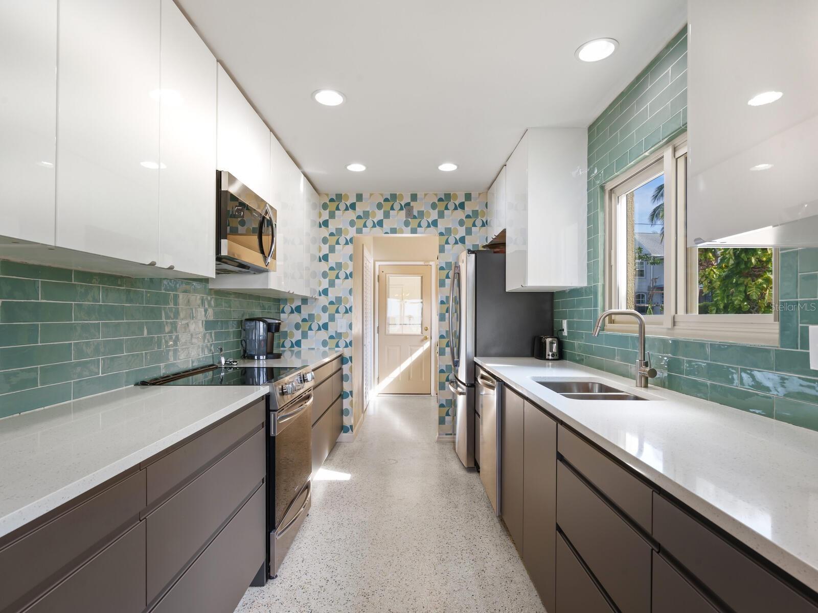 WHITFIELD ESTATES UNIT 1 - Residential