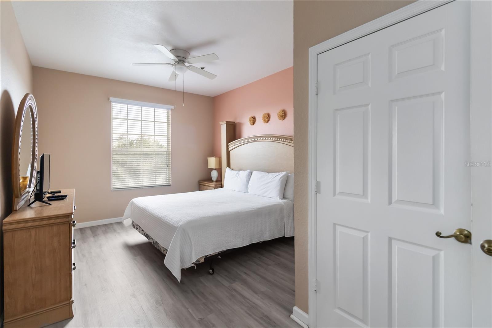 WYNDHAM PALMS CONDO PH 6 - Residential