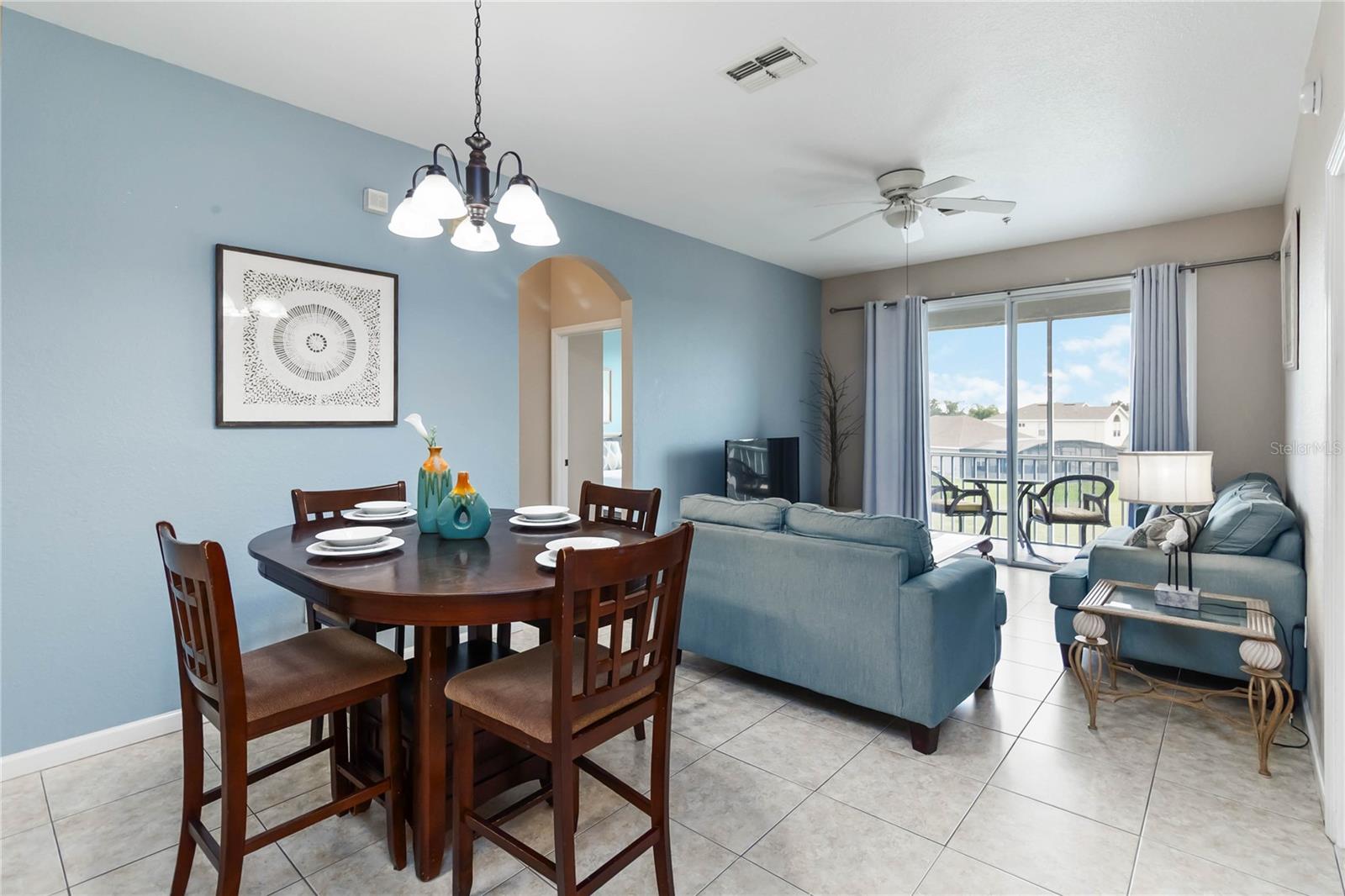 WYNDHAM PALMS CONDO PH 6 - Residential