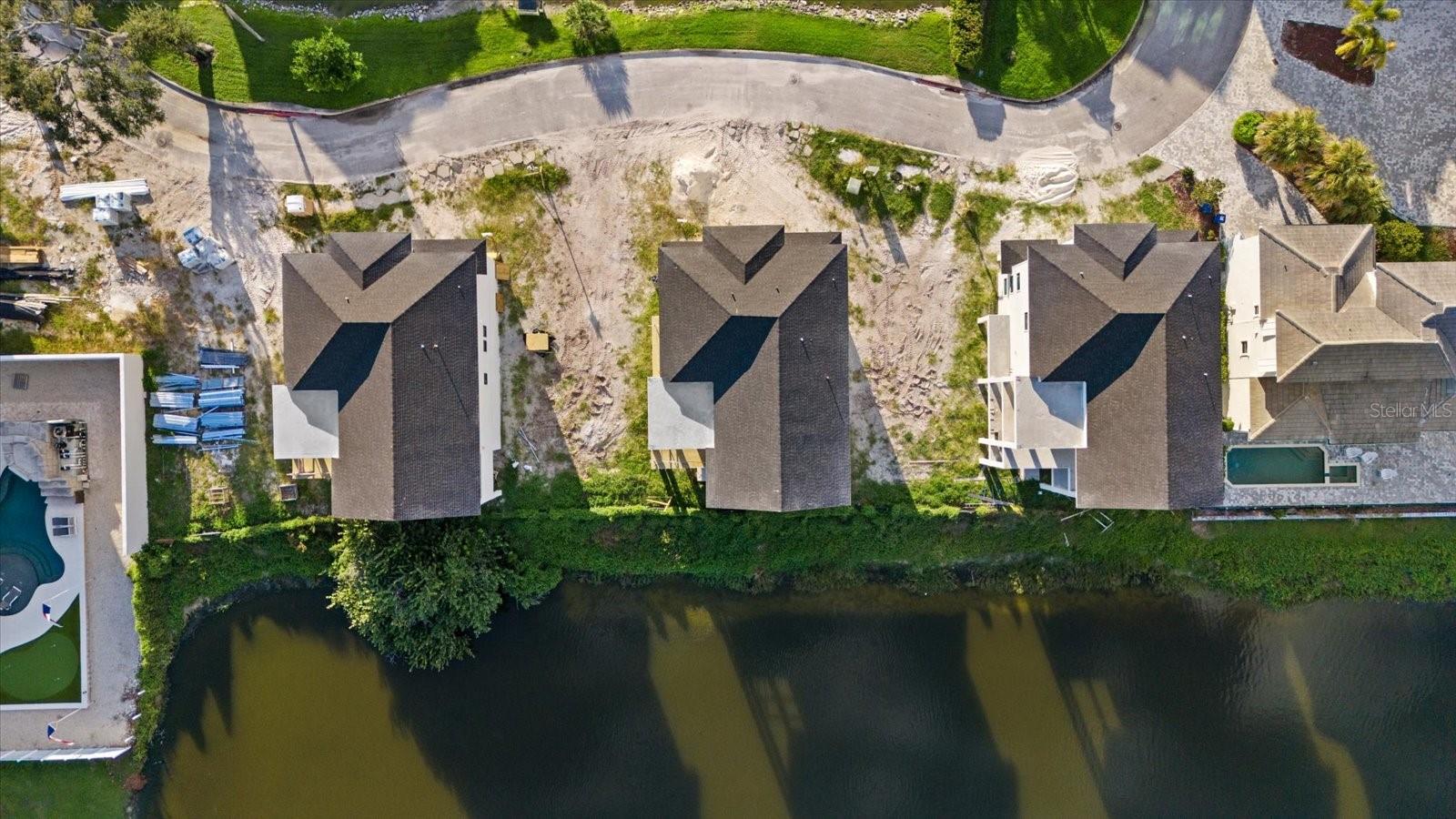 CORONAS PARK - Residential